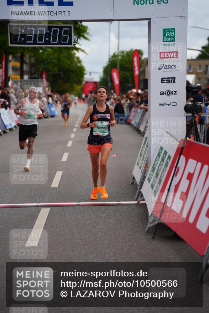 20.09.2026 - PSD Bank Halbmarathon LAZAROV Photography http://msf.ph/oto/10500566 20.09.2026 11:30:04 Ziel 2751, 3177, 3591 meine-sportfotos.de