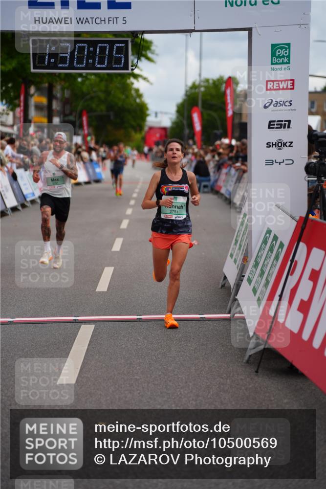 20.09.2026 - PSD Bank Halbmarathon LAZAROV Photography http://msf.ph/oto/10500569 20.09.2026 11:30:04 Ziel 2751, 3177, 3591 meine-sportfotos.de