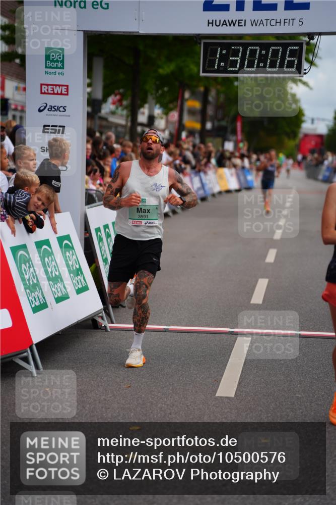 20.09.2026 - PSD Bank Halbmarathon LAZAROV Photography http://msf.ph/oto/10500576 20.09.2026 11:30:06 Ziel 2751, 3177, 3591 meine-sportfotos.de