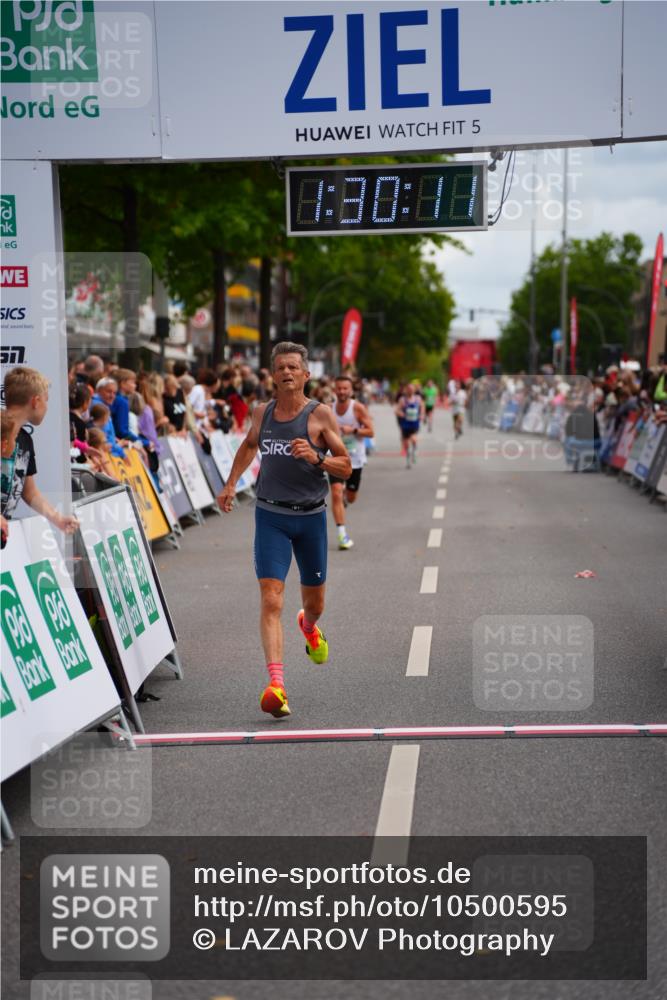 20.09.2026 - PSD Bank Halbmarathon LAZAROV Photography http://msf.ph/oto/10500595 20.09.2026 11:30:11 Ziel 2751, 3238, 3591, 4141 meine-sportfotos.de