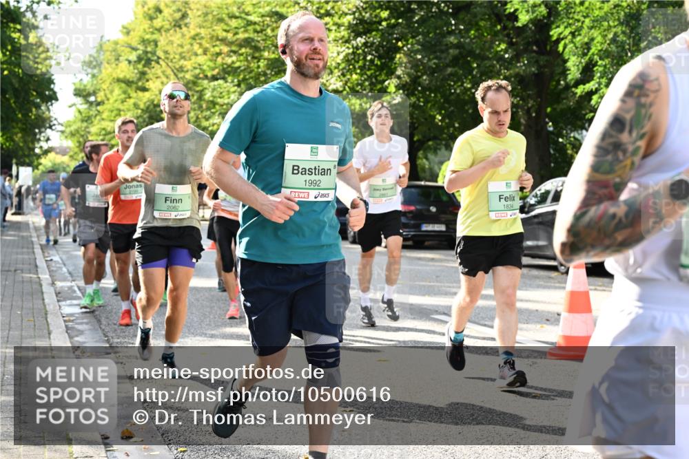 20.09.2026 - PSD Bank Halbmarathon Dr. Thomas Lammeyer http://msf.ph/oto/10500616 20.09.2026 10:53:05 Laufen 2199, 2062, 1992, 2861, 1834 meine-sportfotos.de