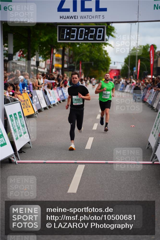 20.09.2026 - PSD Bank Halbmarathon LAZAROV Photography http://msf.ph/oto/10500681 20.09.2026 11:30:27 Ziel 1246, 2240, 2360, 2369, 3119 meine-sportfotos.de