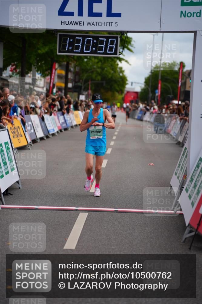 20.09.2026 - PSD Bank Halbmarathon LAZAROV Photography http://msf.ph/oto/10500762 20.09.2026 11:30:38 Ziel 2771 meine-sportfotos.de