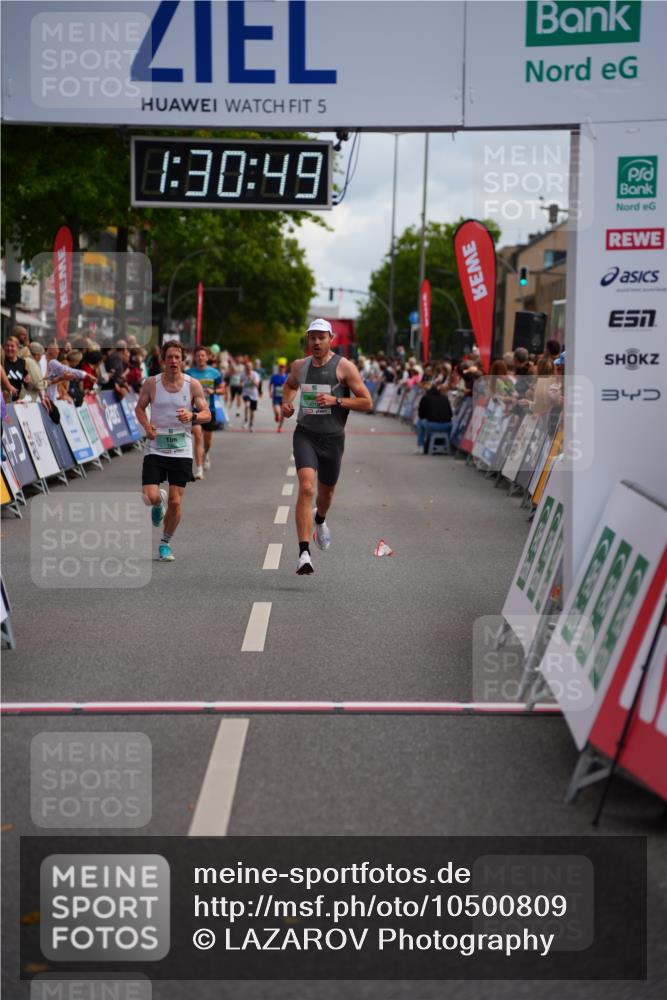 20.09.2026 - PSD Bank Halbmarathon LAZAROV Photography http://msf.ph/oto/10500809 20.09.2026 11:30:48 Ziel 1055, 4712 meine-sportfotos.de