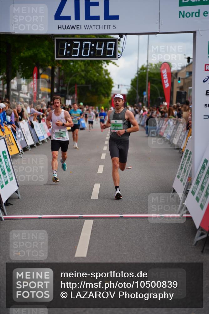 20.09.2026 - PSD Bank Halbmarathon LAZAROV Photography http://msf.ph/oto/10500839 20.09.2026 11:30:49 Ziel 1055, 4712 meine-sportfotos.de