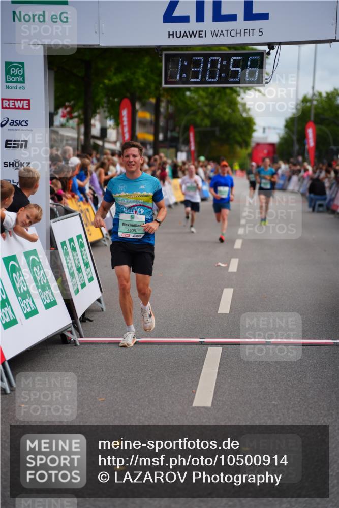 20.09.2026 - PSD Bank Halbmarathon LAZAROV Photography http://msf.ph/oto/10500914 20.09.2026 11:30:55 Ziel 1055, 3009, 4505, 4712 meine-sportfotos.de