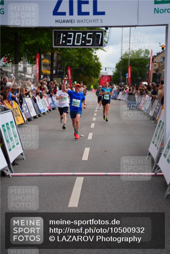 20.09.2026 - PSD Bank Halbmarathon LAZAROV Photography http://msf.ph/oto/10500932 20.09.2026 11:30:57 Ziel 1055, 3009, 4113, 4505, 4712 meine-sportfotos.de