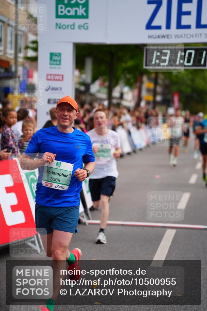 20.09.2026 - PSD Bank Halbmarathon LAZAROV Photography http://msf.ph/oto/10500955 20.09.2026 11:31:00 Ziel 1724, 3009, 4113, 4504, 4505 meine-sportfotos.de