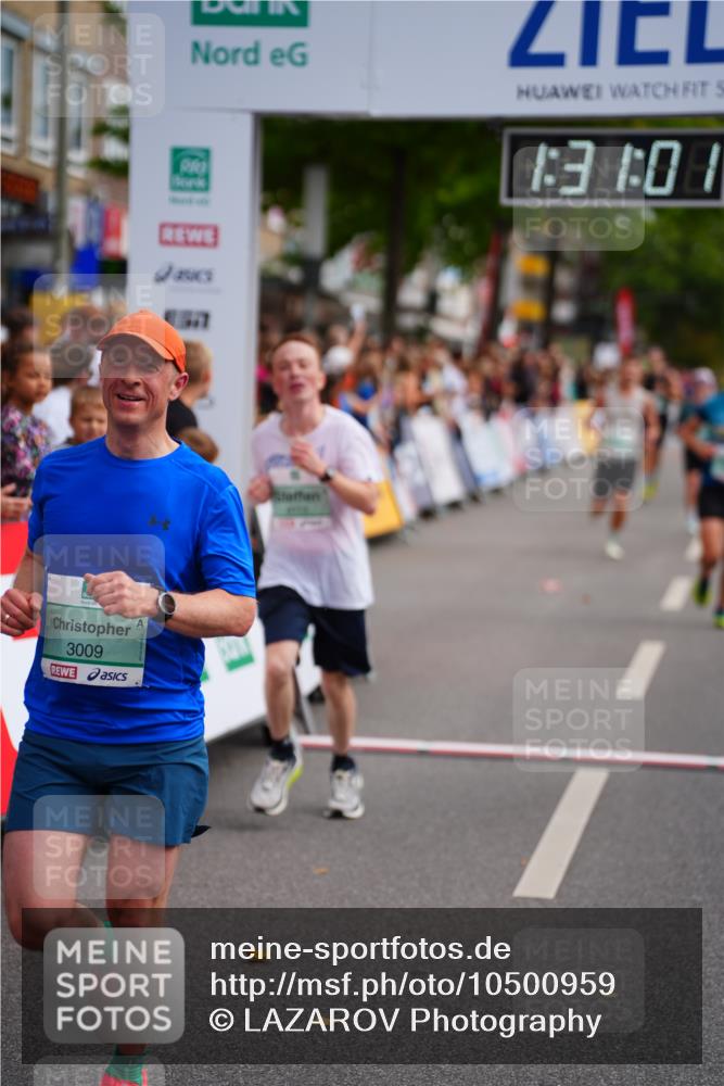 20.09.2026 - PSD Bank Halbmarathon LAZAROV Photography http://msf.ph/oto/10500959 20.09.2026 11:31:00 Ziel 1724, 3009, 4113, 4504, 4505 meine-sportfotos.de