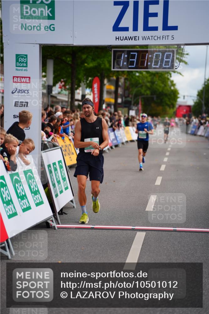 20.09.2026 - PSD Bank Halbmarathon LAZAROV Photography http://msf.ph/oto/10501012 20.09.2026 11:31:08 Ziel 1135, 1639, 1724, 3448, 4113, 4232, 4504 meine-sportfotos.de