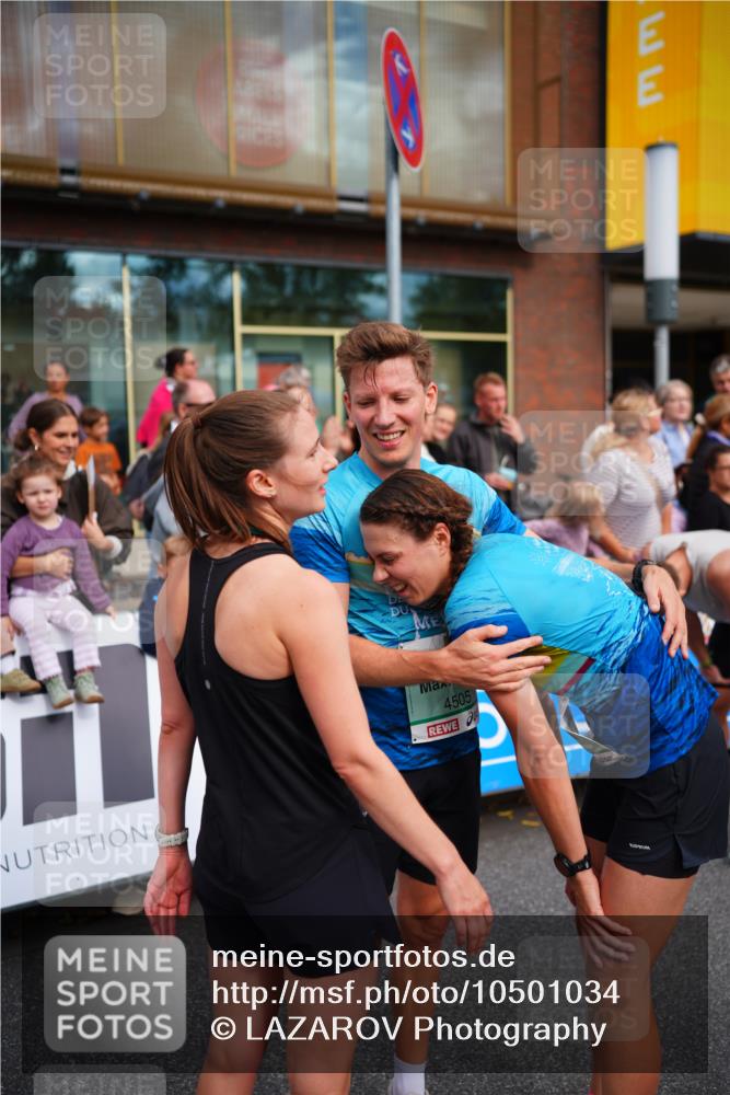 20.09.2026 - PSD Bank Halbmarathon LAZAROV Photography http://msf.ph/oto/10501034 20.09.2026 11:31:15 Ziel 1639, 2485, 3448 meine-sportfotos.de