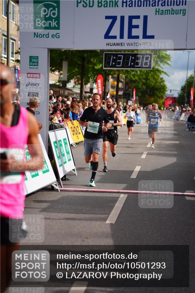 20.09.2026 - PSD Bank Halbmarathon LAZAROV Photography http://msf.ph/oto/10501293 20.09.2026 11:31:38 Ziel 2378, 3317, 3393, 3899, 4177, 4567, 4664 meine-sportfotos.de