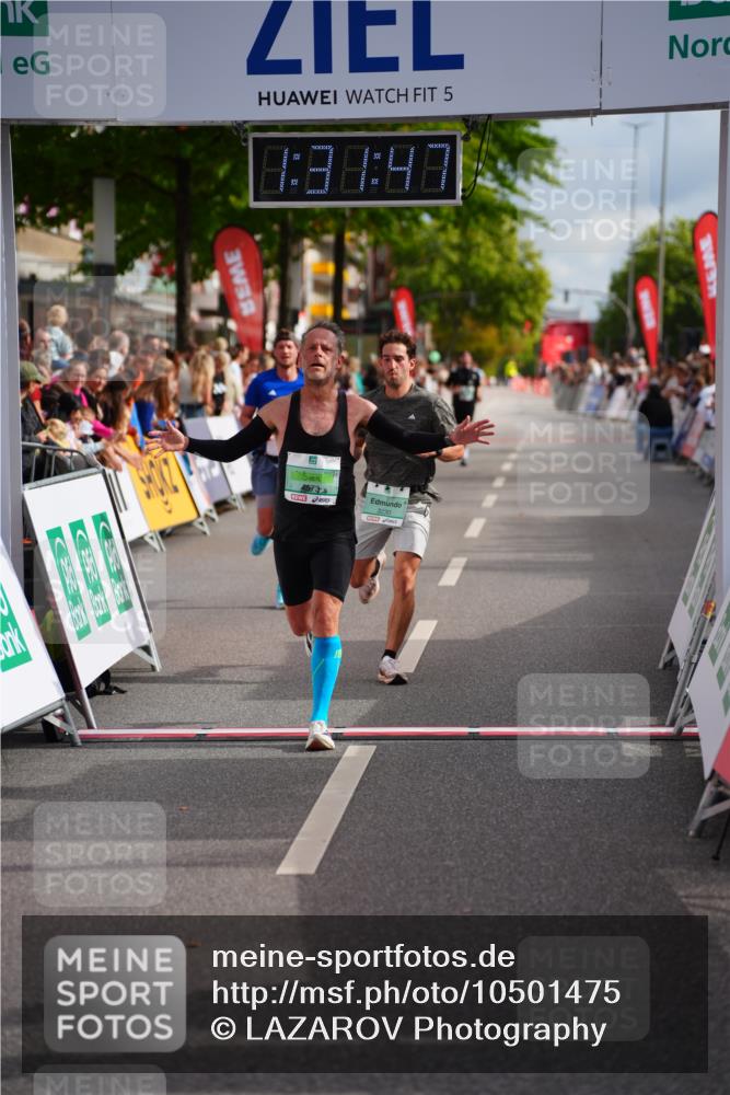 20.09.2026 - PSD Bank Halbmarathon LAZAROV Photography http://msf.ph/oto/10501475 20.09.2026 11:31:47 Ziel 2378, 3230, 3317, 3393, 3721, 4567, 4573 meine-sportfotos.de