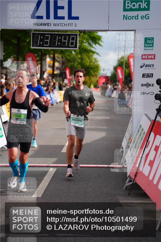 20.09.2026 - PSD Bank Halbmarathon LAZAROV Photography http://msf.ph/oto/10501499 20.09.2026 11:31:48 Ziel 2378, 3230, 3317, 3721, 4567, 4573 meine-sportfotos.de