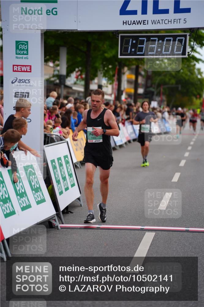 20.09.2026 - PSD Bank Halbmarathon LAZAROV Photography http://msf.ph/oto/10502141 20.09.2026 11:33:00 Ziel 1310, 1721, 1922, 2498, 3423, 3508 meine-sportfotos.de