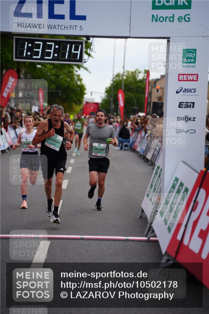 20.09.2026 - PSD Bank Halbmarathon LAZAROV Photography http://msf.ph/oto/10502178 20.09.2026 11:33:13 Ziel 1849, 3774, 3994, 4116, 4145 meine-sportfotos.de
