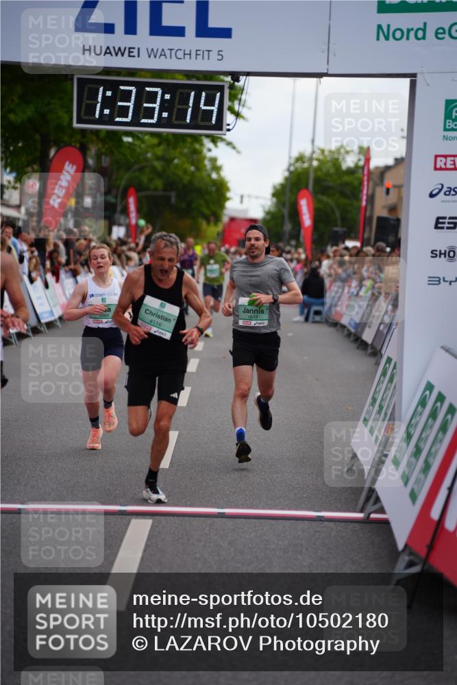 20.09.2026 - PSD Bank Halbmarathon LAZAROV Photography http://msf.ph/oto/10502180 20.09.2026 11:33:13 Ziel 1849, 3774, 3994, 4116, 4145 meine-sportfotos.de