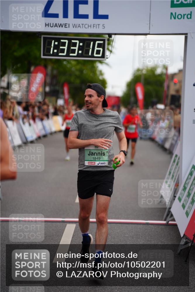 20.09.2026 - PSD Bank Halbmarathon LAZAROV Photography http://msf.ph/oto/10502201 20.09.2026 11:33:15 Ziel 1690, 1849, 3774, 3994, 4116, 4134, 4145, 4614 meine-sportfotos.de