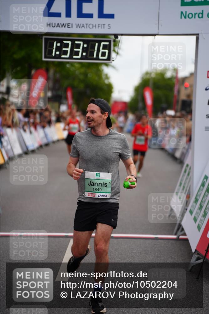 20.09.2026 - PSD Bank Halbmarathon LAZAROV Photography http://msf.ph/oto/10502204 20.09.2026 11:33:15 Ziel 1690, 1849, 3774, 3994, 4116, 4134, 4145, 4614 meine-sportfotos.de