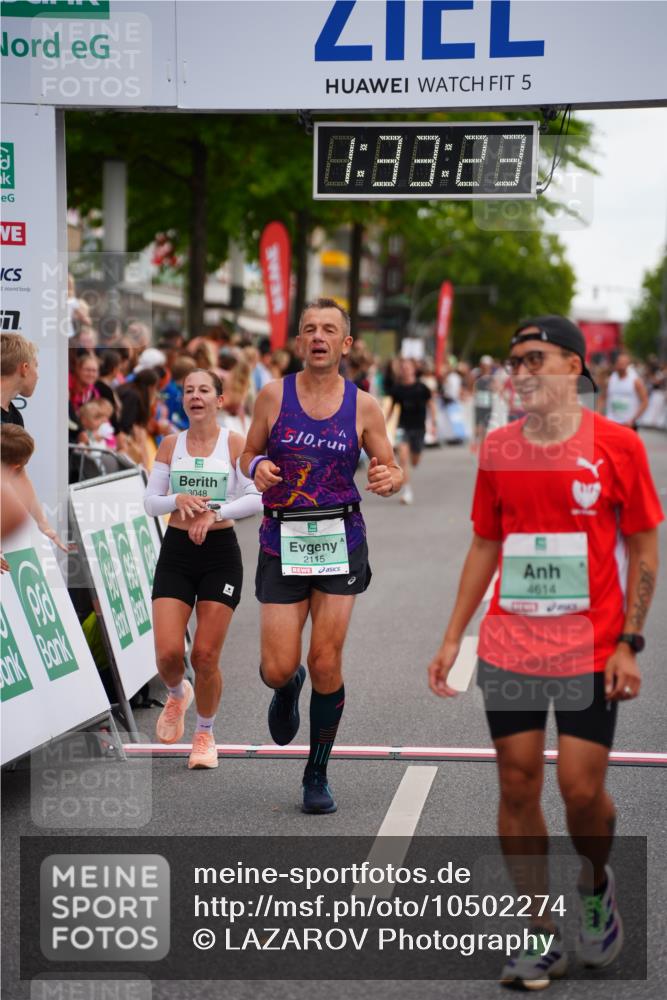 20.09.2026 - PSD Bank Halbmarathon LAZAROV Photography http://msf.ph/oto/10502274 20.09.2026 11:33:23 Ziel 1690, 2115, 2789, 3048, 4134, 4352, 4614 meine-sportfotos.de