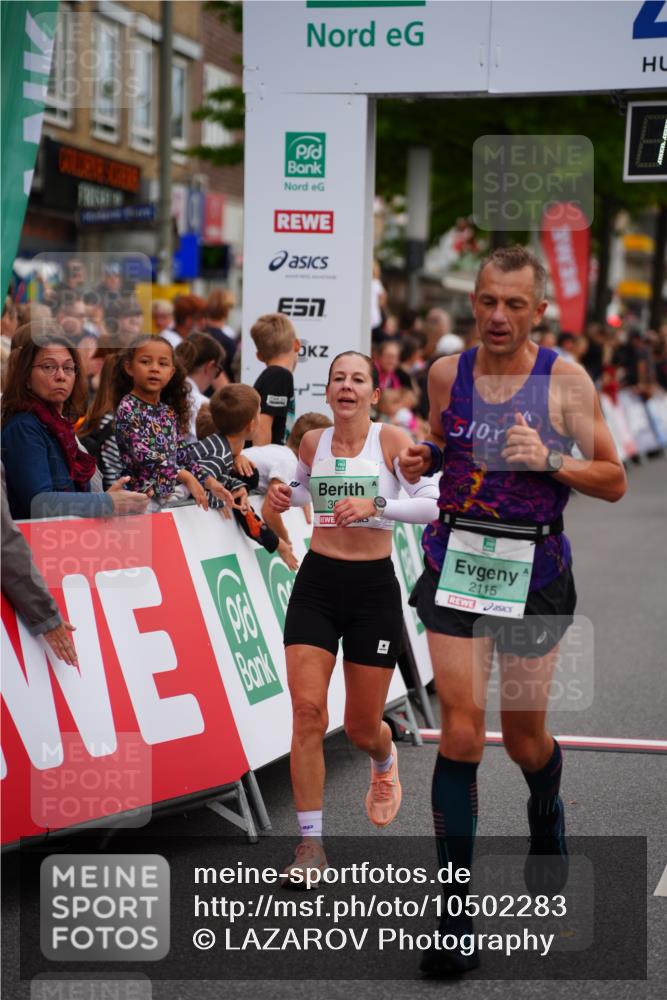 20.09.2026 - PSD Bank Halbmarathon LAZAROV Photography http://msf.ph/oto/10502283 20.09.2026 11:33:24 Ziel 1690, 2115, 2789, 3048, 4134, 4352, 4614 meine-sportfotos.de