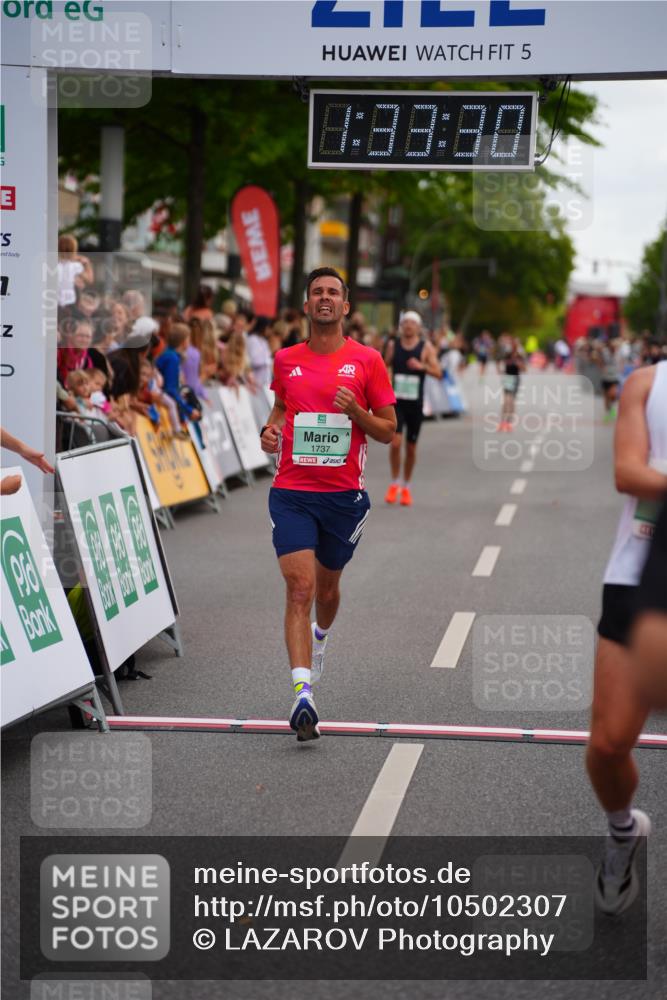 20.09.2026 - PSD Bank Halbmarathon LAZAROV Photography http://msf.ph/oto/10502307 20.09.2026 11:33:29 Ziel 1737, 2115, 2789, 3048, 4352 meine-sportfotos.de