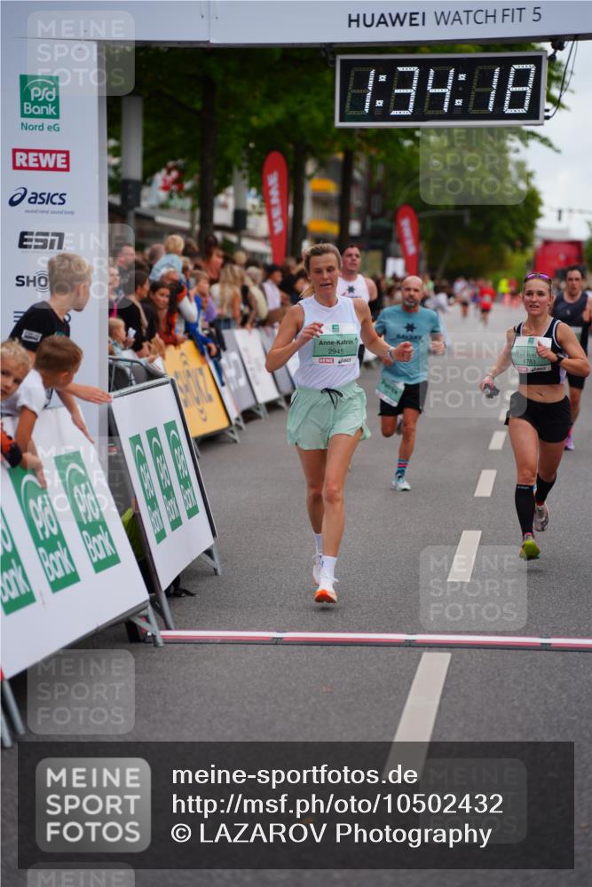 20.09.2026 - PSD Bank Halbmarathon LAZAROV Photography http://msf.ph/oto/10502432 20.09.2026 11:34:18 Ziel 1384, 1871, 1995, 2043, 2547, 2945, 3551, 4276, 4783 meine-sportfotos.de