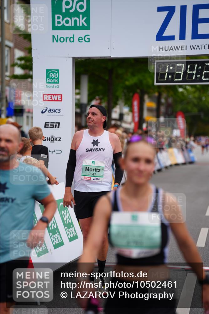 20.09.2026 - PSD Bank Halbmarathon LAZAROV Photography http://msf.ph/oto/10502461 20.09.2026 11:34:22 Ziel 1384, 1871, 2043, 2547, 2945, 4783 meine-sportfotos.de
