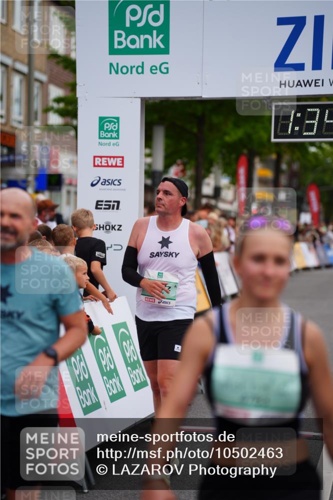 20.09.2026 - PSD Bank Halbmarathon LAZAROV Photography http://msf.ph/oto/10502463 20.09.2026 11:34:23 Ziel 1871, 2043, 2547, 2945, 4783 meine-sportfotos.de