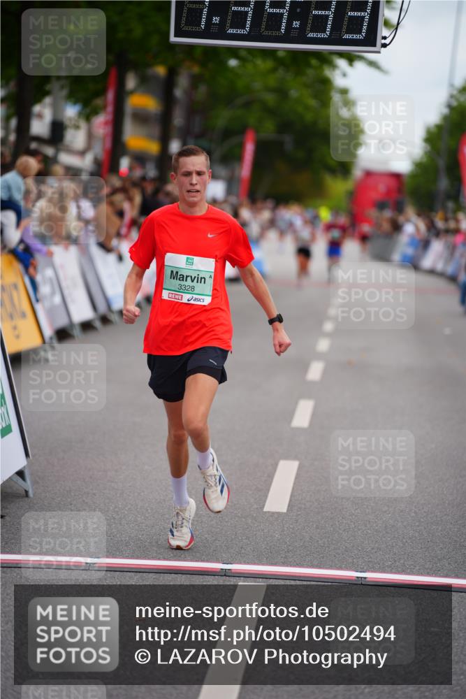 20.09.2026 - PSD Bank Halbmarathon LAZAROV Photography http://msf.ph/oto/10502494 20.09.2026 11:34:33 Ziel 3328 meine-sportfotos.de