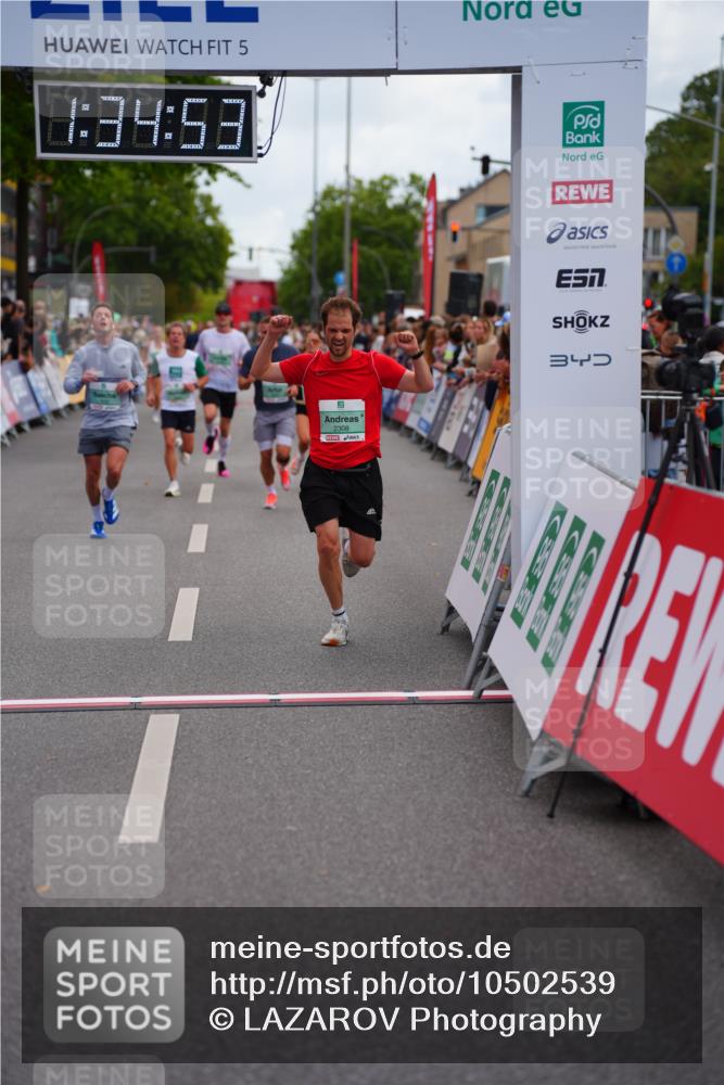 20.09.2026 - PSD Bank Halbmarathon LAZAROV Photography http://msf.ph/oto/10502539 20.09.2026 11:34:52 Ziel 1632, 2308, 2910, 3267, 4345, 4702 meine-sportfotos.de