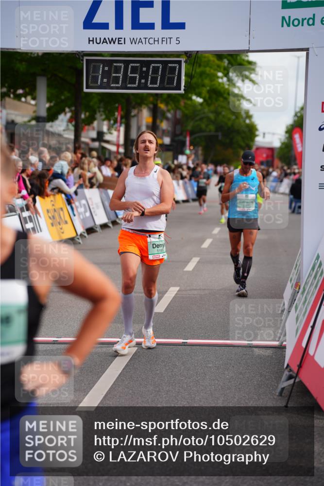 20.09.2026 - PSD Bank Halbmarathon LAZAROV Photography http://msf.ph/oto/10502629 20.09.2026 11:35:06 Ziel 1195, 1327, 1377, 1673, 1930, 2159, 2352 meine-sportfotos.de