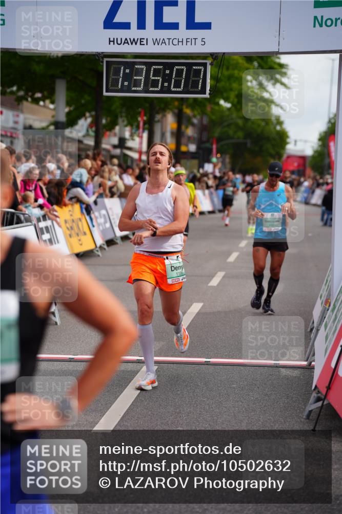 20.09.2026 - PSD Bank Halbmarathon LAZAROV Photography http://msf.ph/oto/10502632 20.09.2026 11:35:07 Ziel 1195, 1327, 1377, 1673, 1930, 2159, 2352 meine-sportfotos.de