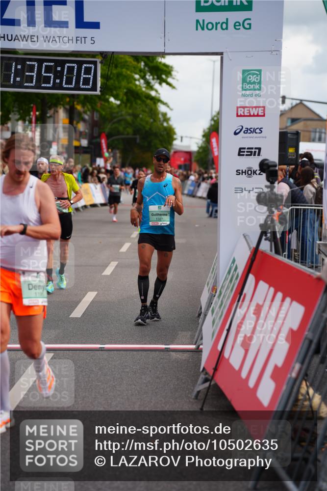 20.09.2026 - PSD Bank Halbmarathon LAZAROV Photography http://msf.ph/oto/10502635 20.09.2026 11:35:07 Ziel 1195, 1327, 1377, 1673, 1930, 2159, 2352 meine-sportfotos.de