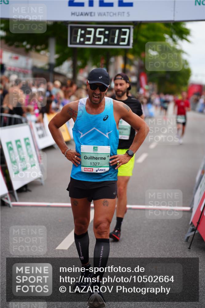 20.09.2026 - PSD Bank Halbmarathon LAZAROV Photography http://msf.ph/oto/10502664 20.09.2026 11:35:12 Ziel 1050, 1195, 1327, 1377, 1673, 1708, 3001, 3067 meine-sportfotos.de