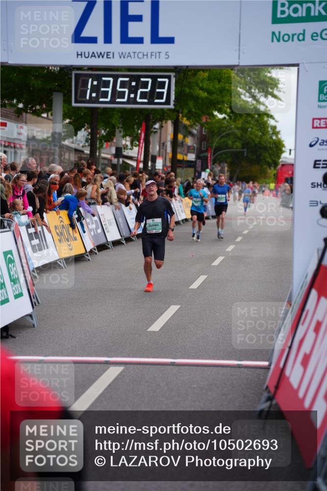 20.09.2026 - PSD Bank Halbmarathon LAZAROV Photography http://msf.ph/oto/10502693 20.09.2026 11:35:23 Ziel 1050, 1355, 1708 meine-sportfotos.de