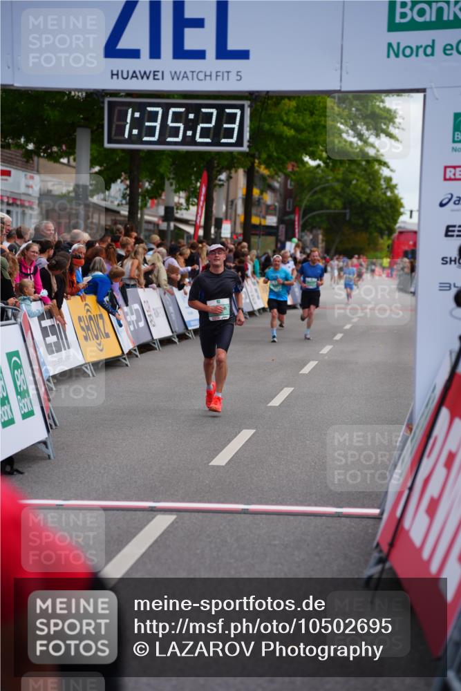 20.09.2026 - PSD Bank Halbmarathon LAZAROV Photography http://msf.ph/oto/10502695 20.09.2026 11:35:23 Ziel 1050, 1355, 1708 meine-sportfotos.de