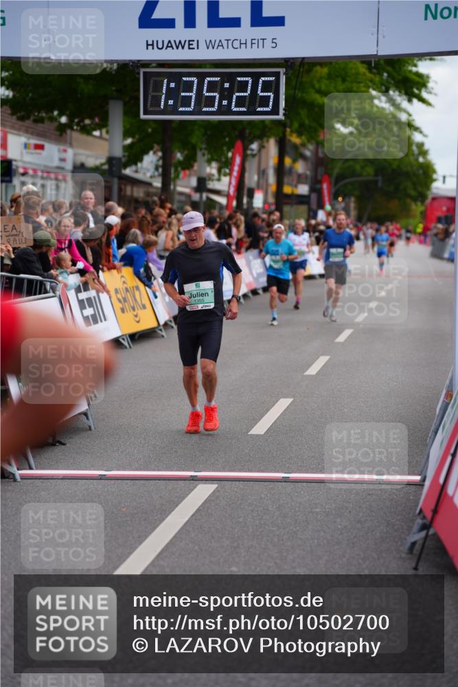 20.09.2026 - PSD Bank Halbmarathon LAZAROV Photography http://msf.ph/oto/10502700 20.09.2026 11:35:24 Ziel 1050, 1355, 1708 meine-sportfotos.de