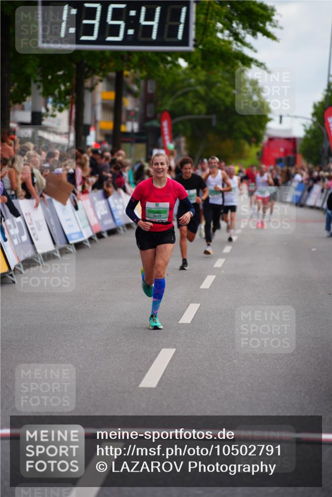 20.09.2026 - PSD Bank Halbmarathon LAZAROV Photography http://msf.ph/oto/10502791 20.09.2026 11:35:41 Ziel 1520, 4649 meine-sportfotos.de