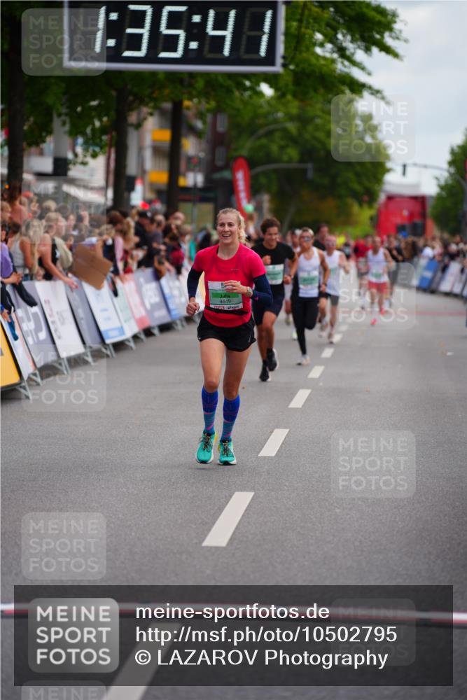 20.09.2026 - PSD Bank Halbmarathon LAZAROV Photography http://msf.ph/oto/10502795 20.09.2026 11:35:41 Ziel 1520, 4649 meine-sportfotos.de