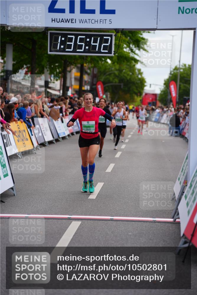 20.09.2026 - PSD Bank Halbmarathon LAZAROV Photography http://msf.ph/oto/10502801 20.09.2026 11:35:42 Ziel 1520, 4075, 4076, 4649 meine-sportfotos.de