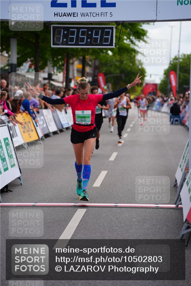 20.09.2026 - PSD Bank Halbmarathon LAZAROV Photography http://msf.ph/oto/10502803 20.09.2026 11:35:43 Ziel 1520, 4075, 4076, 4649 meine-sportfotos.de
