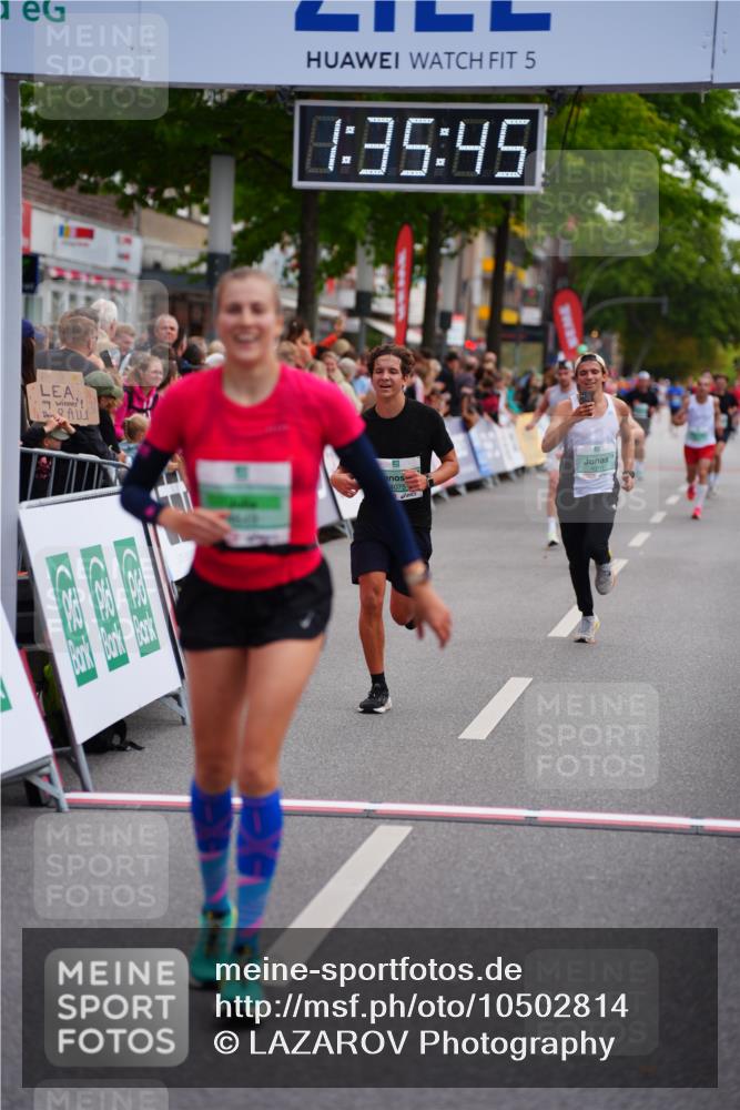 20.09.2026 - PSD Bank Halbmarathon LAZAROV Photography http://msf.ph/oto/10502814 20.09.2026 11:35:44 Ziel 1520, 1614, 4075, 4076, 4649 meine-sportfotos.de