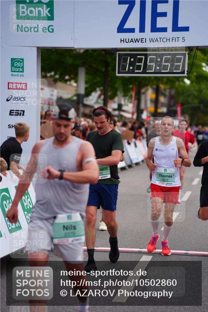 20.09.2026 - PSD Bank Halbmarathon LAZAROV Photography http://msf.ph/oto/10502860 20.09.2026 11:35:52 Ziel 1429, 1614, 1693, 1838, 2244, 2379, 3518, 4075, 4076, 4705 meine-sportfotos.de