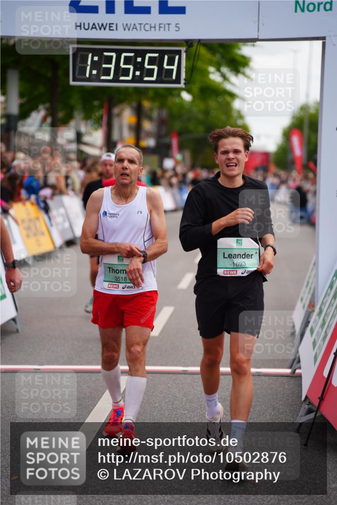 20.09.2026 - PSD Bank Halbmarathon LAZAROV Photography http://msf.ph/oto/10502876 20.09.2026 11:35:54 Ziel 1429, 1614, 1693, 1838, 2244, 2379, 3518, 4075, 4076, 4705 meine-sportfotos.de