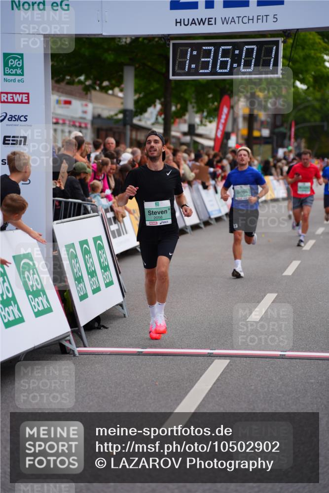 20.09.2026 - PSD Bank Halbmarathon LAZAROV Photography http://msf.ph/oto/10502902 20.09.2026 11:36:01 Ziel 1429, 1838, 2056, 2244, 2349, 2848 meine-sportfotos.de