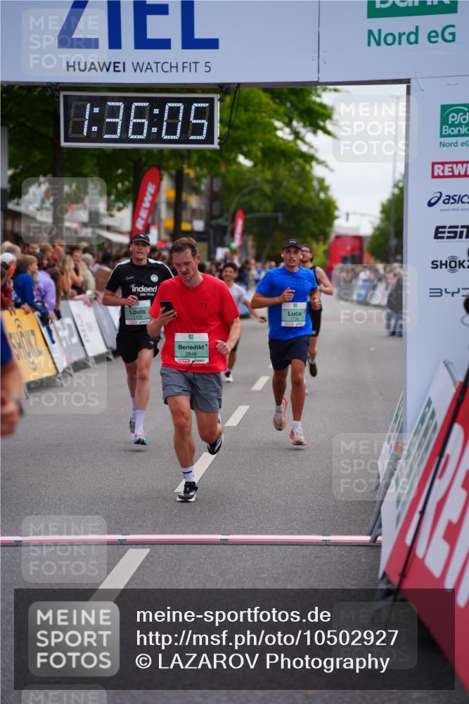 20.09.2026 - PSD Bank Halbmarathon LAZAROV Photography http://msf.ph/oto/10502927 20.09.2026 11:36:04 Ziel 1105, 1739, 2056, 2349, 2848, 3176 meine-sportfotos.de