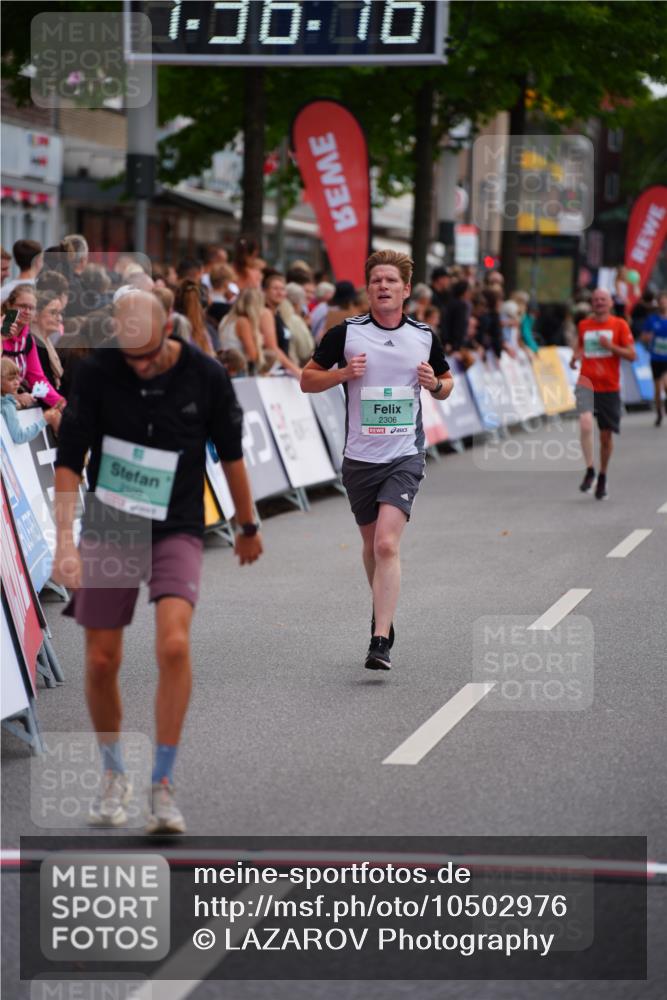 20.09.2026 - PSD Bank Halbmarathon LAZAROV Photography http://msf.ph/oto/10502976 20.09.2026 11:36:16 Ziel 1781, 2109, 2306, 3176, 4500 meine-sportfotos.de