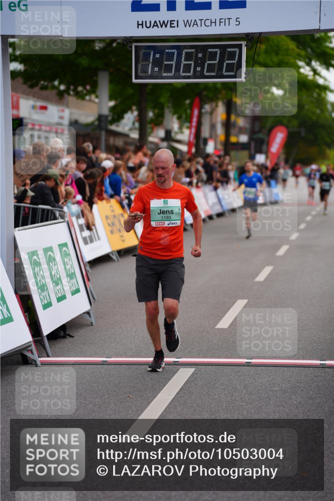 20.09.2026 - PSD Bank Halbmarathon LAZAROV Photography http://msf.ph/oto/10503004 20.09.2026 11:36:22 Ziel 1193, 2109, 2306 meine-sportfotos.de