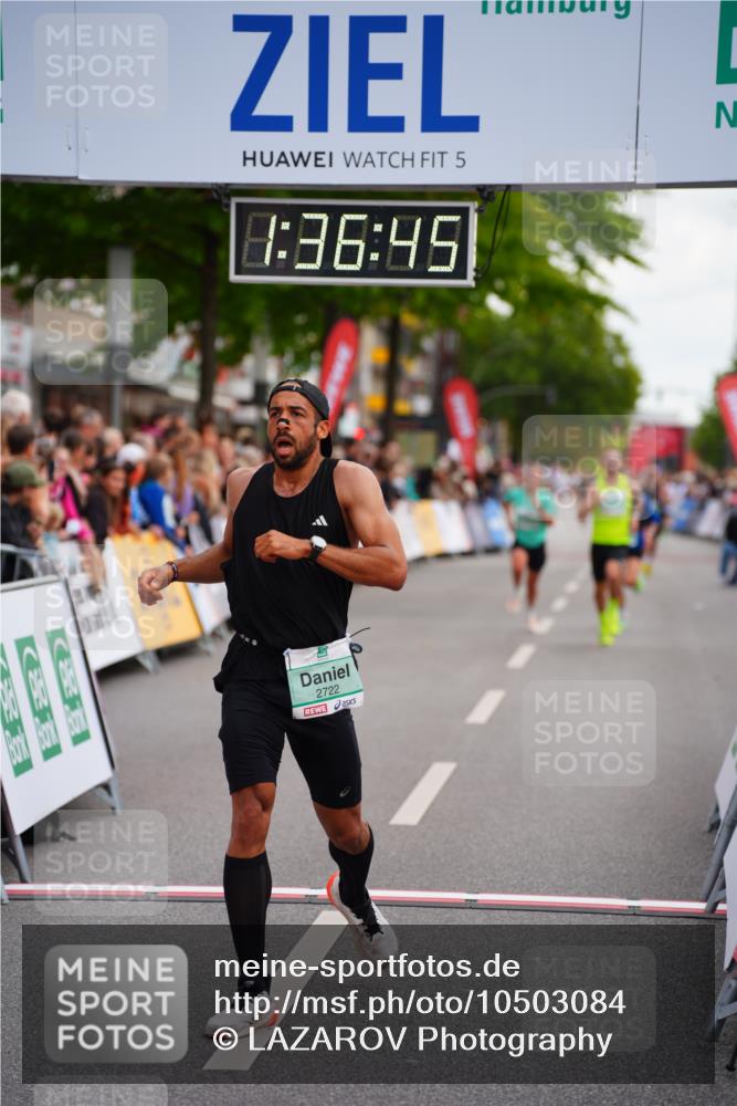 20.09.2026 - PSD Bank Halbmarathon LAZAROV Photography http://msf.ph/oto/10503084 20.09.2026 11:36:45 Ziel 2157, 2487, 2722, 4143, 4503 meine-sportfotos.de